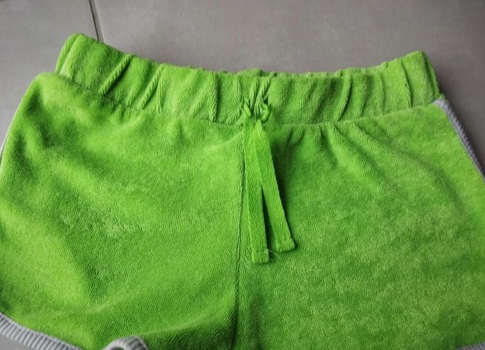 Short Zara en éponge - photo numéro 3