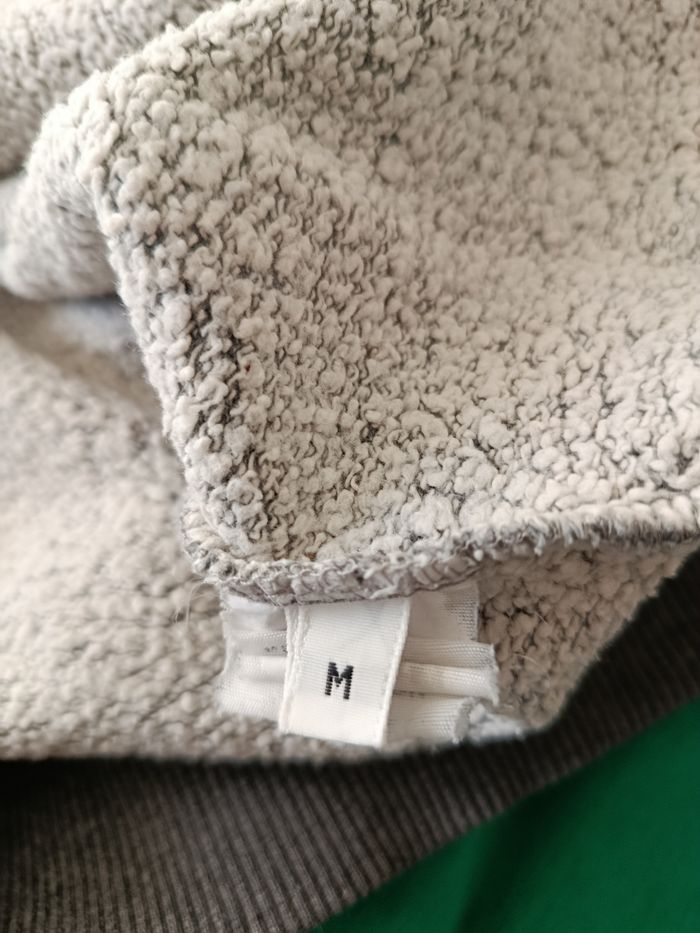 Sweat Sézane gris à lettre A – Style casual et confort absolu.Taille M. - photo numéro 4