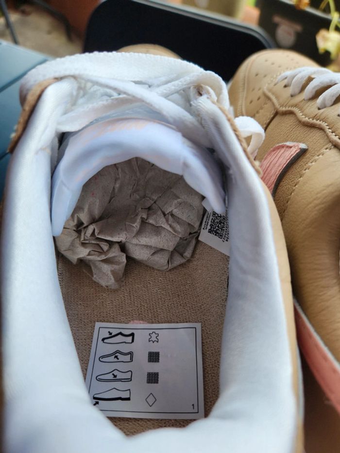 Nike air force 1 low retro Taille 40 neuves beige rose - photo numéro 5