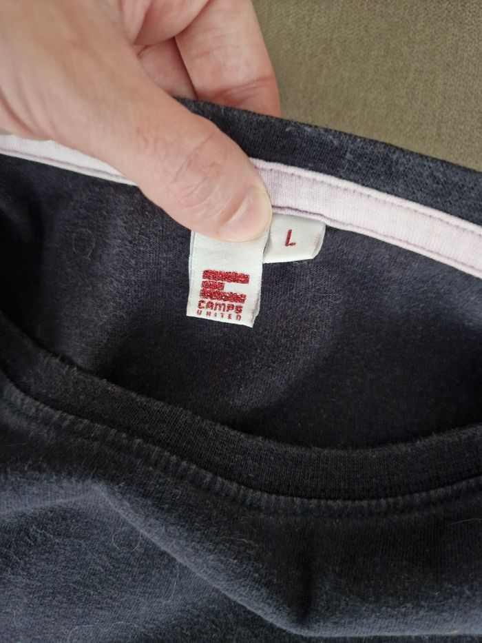 Haut noir avec motifs fleurs, feuilles Camps United - photo numéro 10