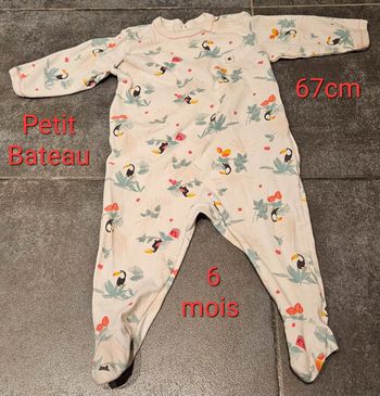 Grenouillère / pyjama 1 pièce avec des oiseaux. 6 mois, 67cm. Petit bateau