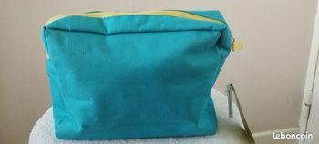 Pochette fourre-tout Neuve