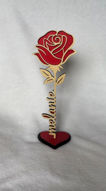 Rose en bois personnalisable