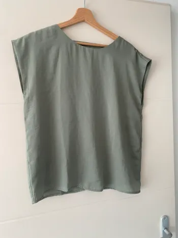 Blouse satinée vert d’eau Forever 21 - Taille S