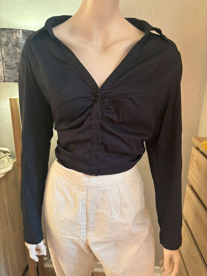 Chemise noire - photo numéro 2