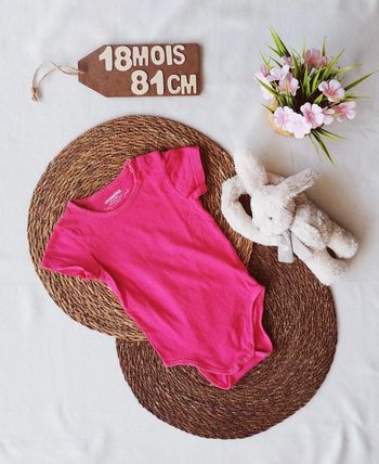 Bodie 👣 fille, fushia, orchestra, 18 mois