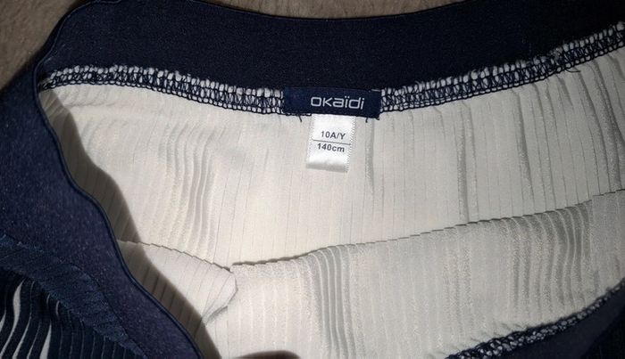 Jupe bleu et blanche okaidi 10 ans - photo numéro 2