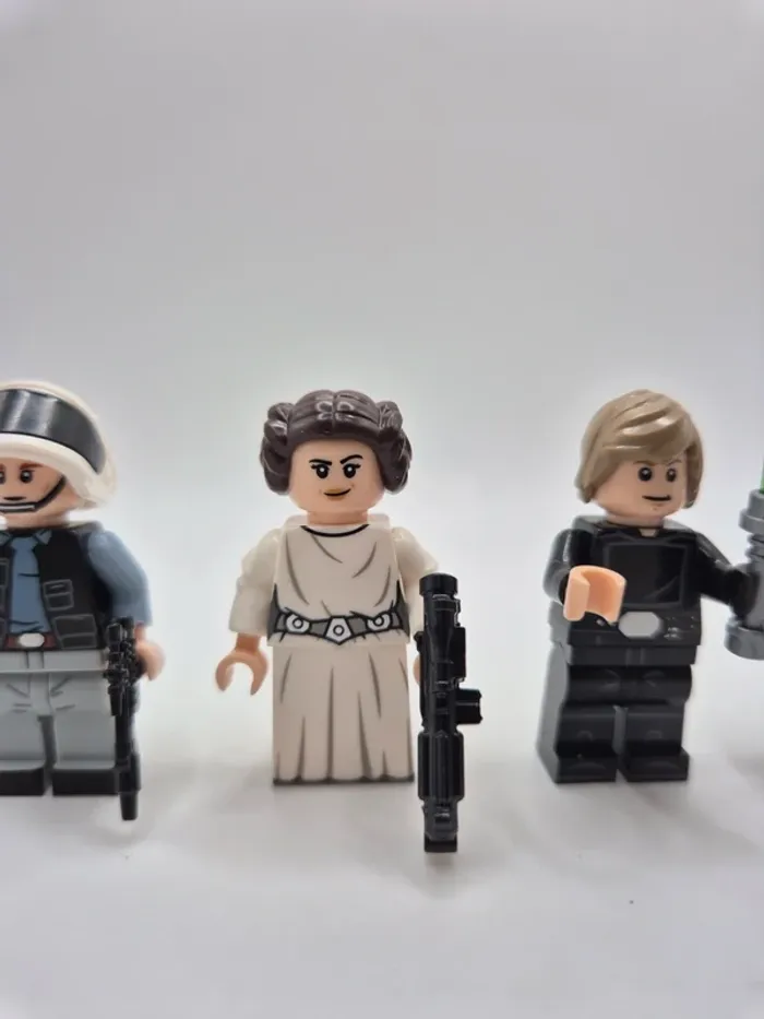 Figurines type lego Jedi Luke Skywalker Princesse Leia et 2 soldats Rebel star wars - photo numéro 3