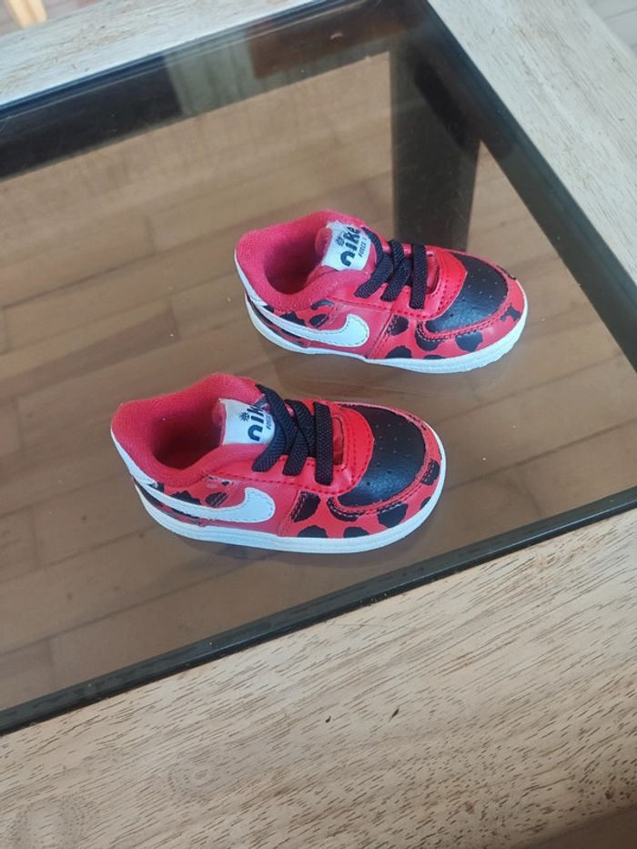 Baskets NIKE mixte p.19,5 - photo numéro 4
