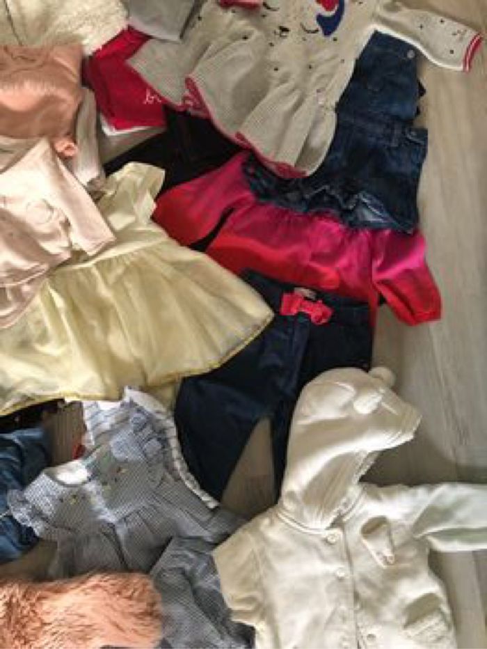 Gros lot de vêtements bébé fille - photo numéro 3