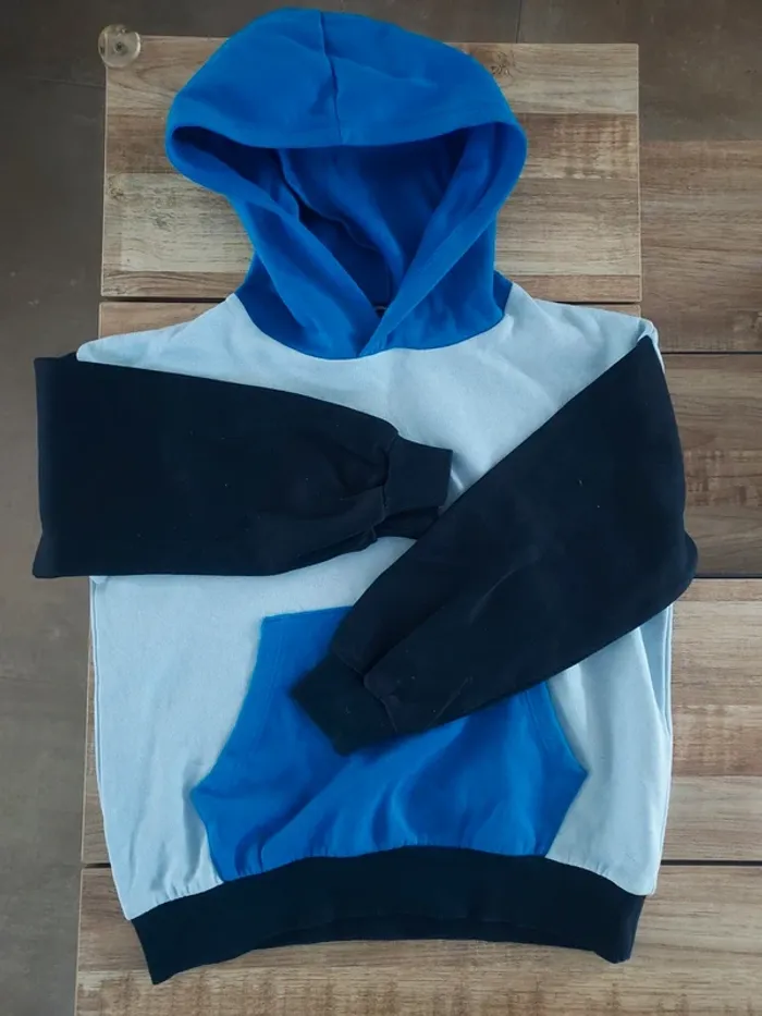 Ensemble jogging 6ans - photo numéro 2