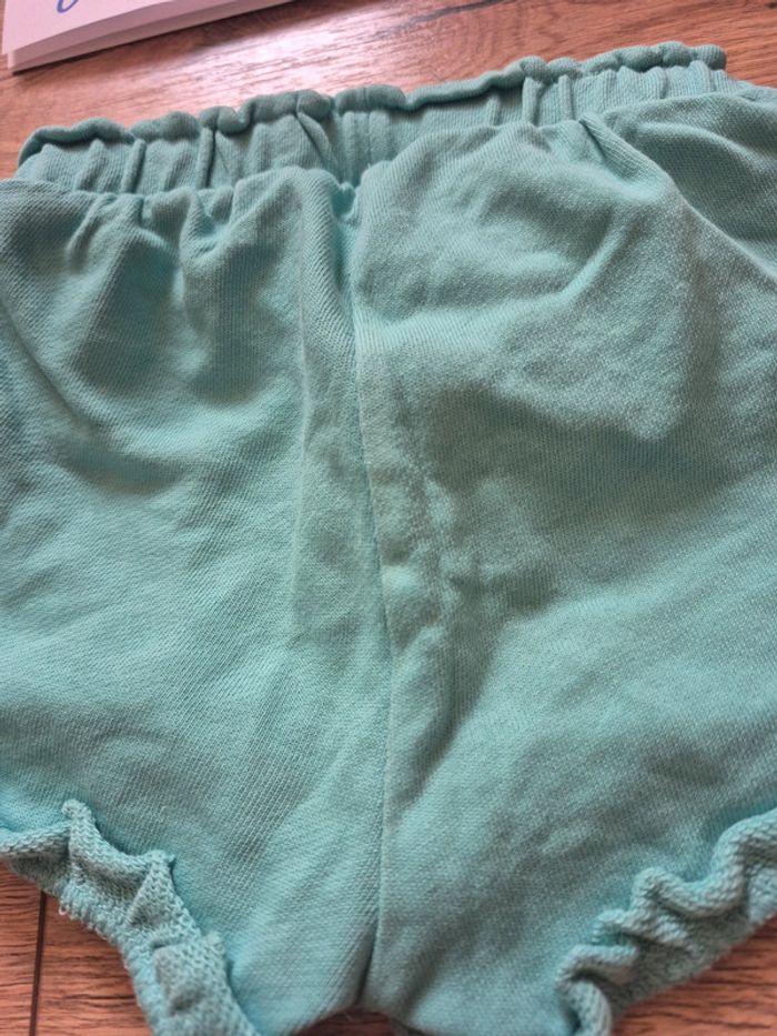 Lot 2 shorts fille 24 mois (86 cm) Kiabi & Tape à l’œil - photo numéro 6
