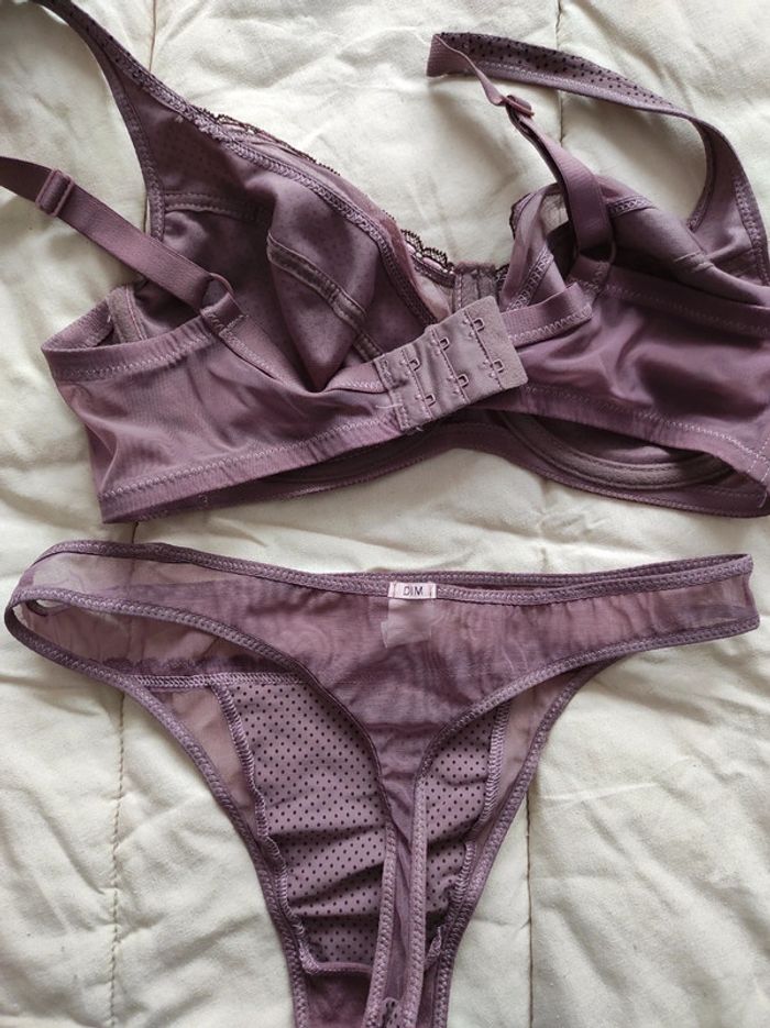 Soutien gorge DIM generous 85d neuf - photo numéro 2