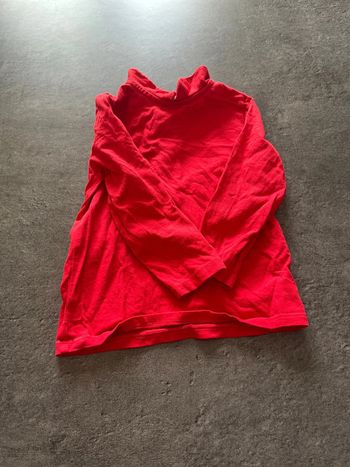 TEE shirt avec col