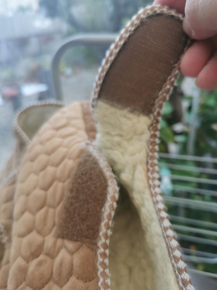 Pantoufles Damart Thermolactyl p 41 juste essayées - photo numéro 3