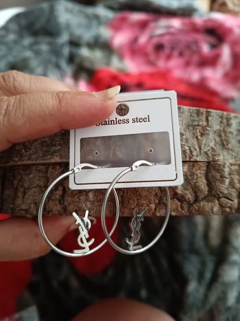 Boucle d'oreille