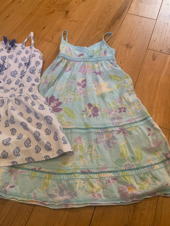 Lot de 2 robes d’été 8 ans - photo numéro 2