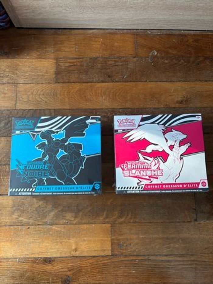 Lot ETB EV10.5 Foudre noire et flamme blanche
