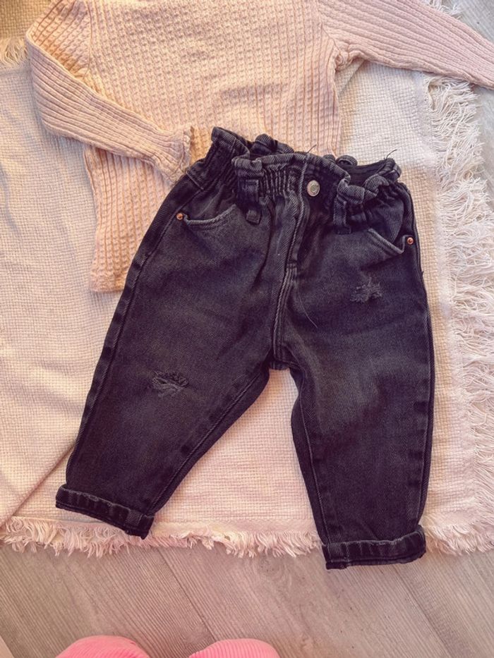 Ensemble jean noir Zara et teeshirt Kiabi rose 18 mois - photo numéro 4