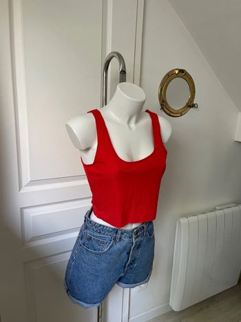 Crop top rouge