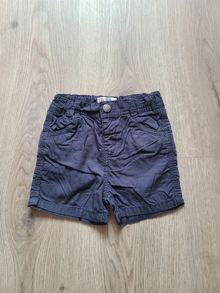 Short 12 mois - photo numéro 2