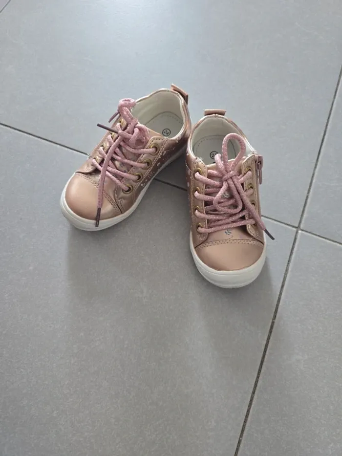 Chaussure taille 24