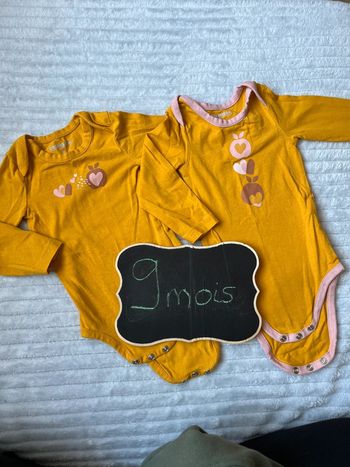 Lot de 2 bodys orchestra 9 mois