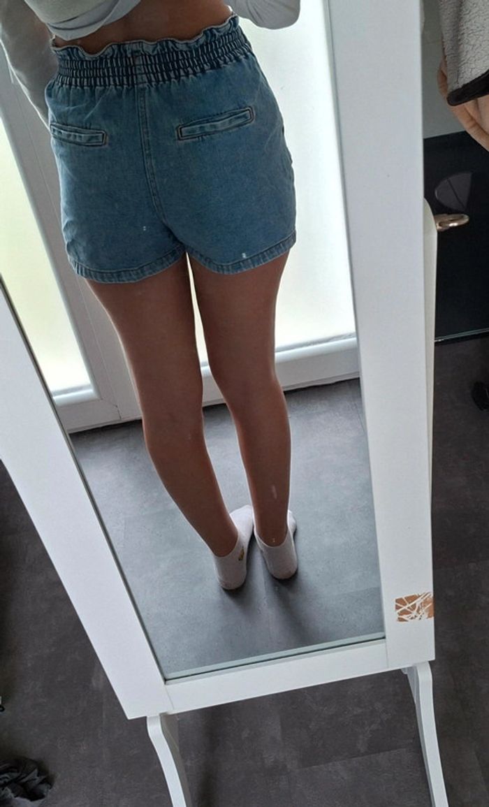 Short en jean et noeud - photo numéro 3