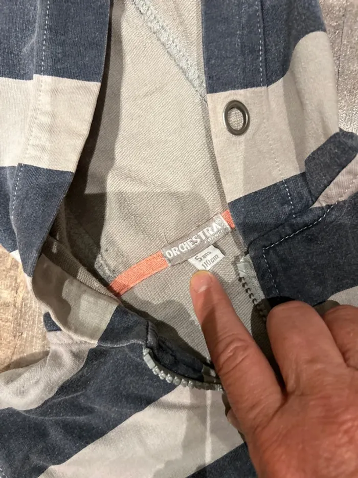 Lot gilets gris et rayé - photo numéro 6
