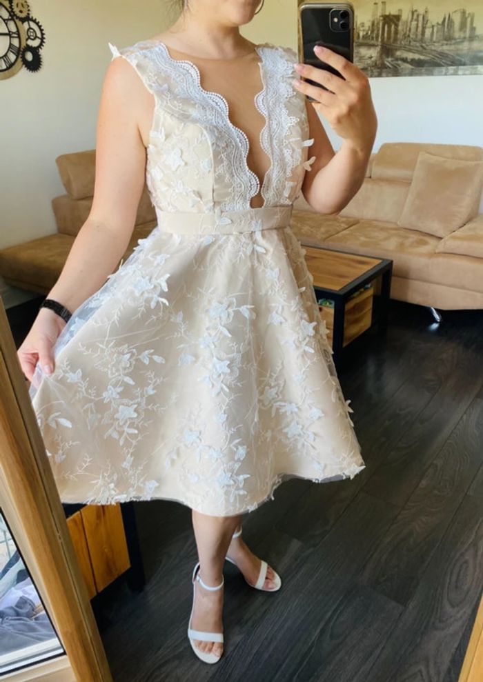 Robe de cérémonie taille L comme neuve