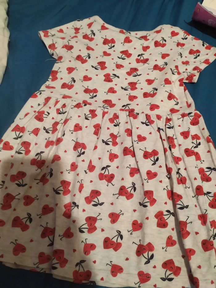 Robe manches courtes - photo numéro 4