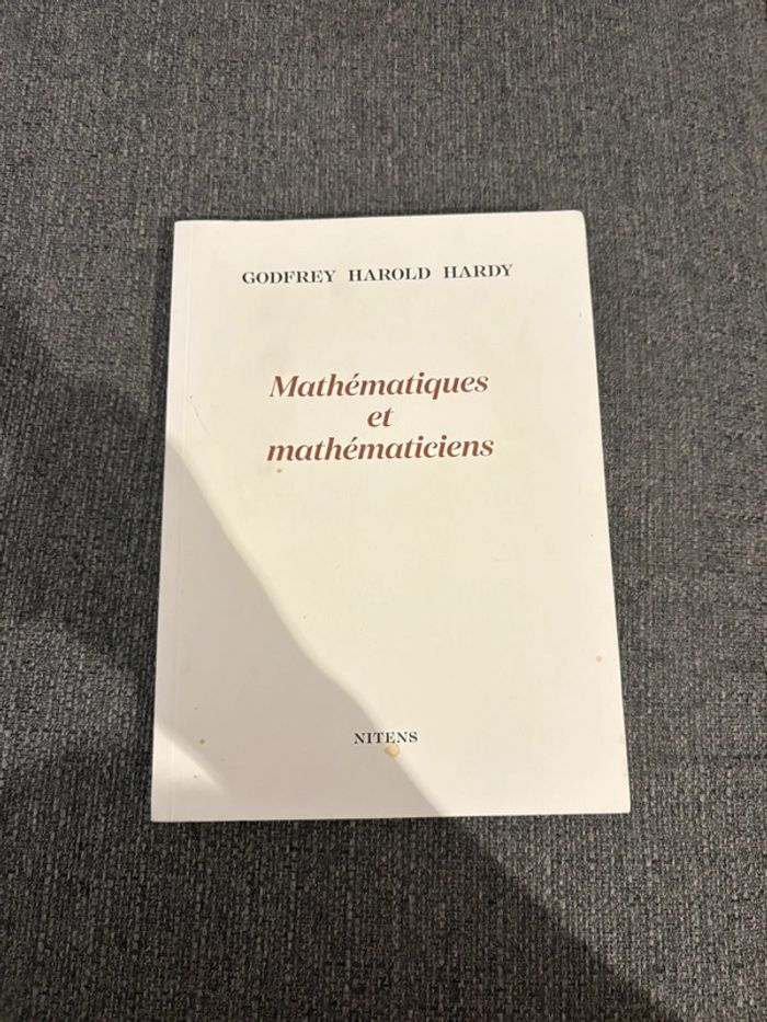 Mathématiques et mathématiques -Godefrey Harold Hardy