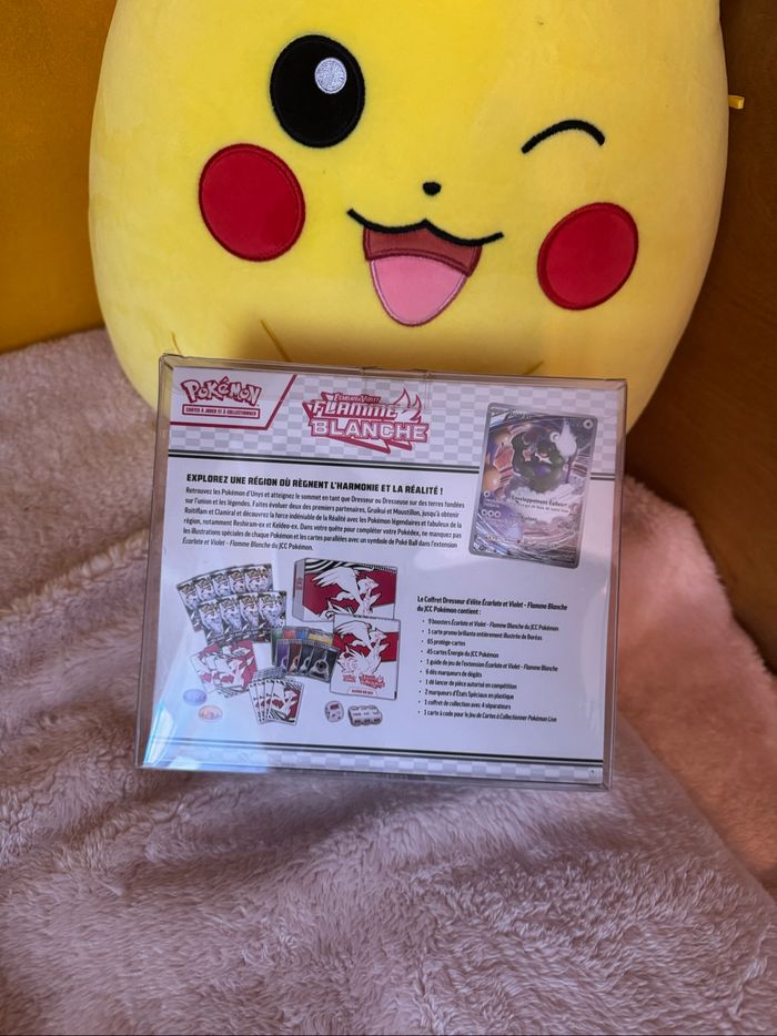 Pokémon ETB Flamme Blanche EV10.5 FR 🇫🇷neuve et scellée - photo numéro 2