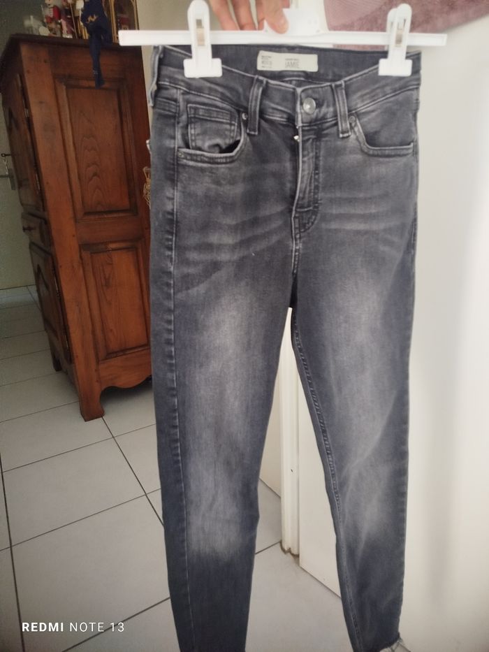 #kytie30fille. Jean taille 30/w26/l30 pour une fille de 12 ans - photo numéro 2