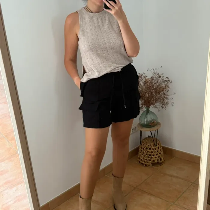 Short cargo