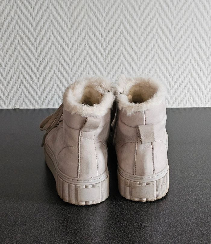 Chaussures chaudes - photo numéro 7