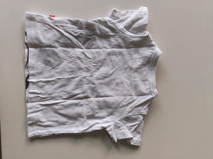 T-shirt mickey 3 mois - photo numéro 3