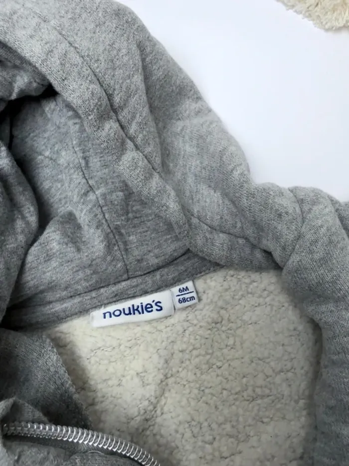 Sweat à capuche Noukie's bébé garçon taille 6 mois comme neuf - photo numéro 3