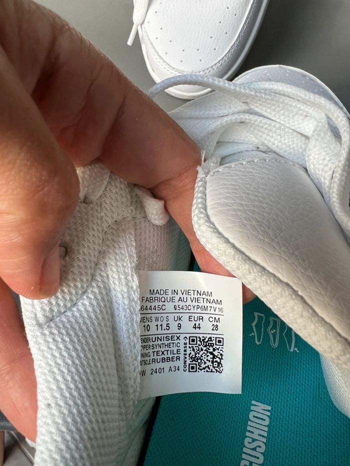 Basket Converse taille 44 - photo numéro 12