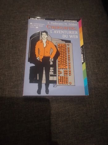 Livre enfant - Cybersurfers : l'aventurier du web