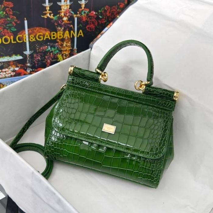 Dolce & Gabban  BB6598