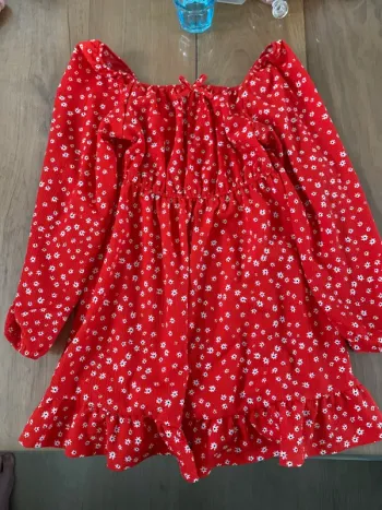Robe rouge a fleur enfants 11 ans