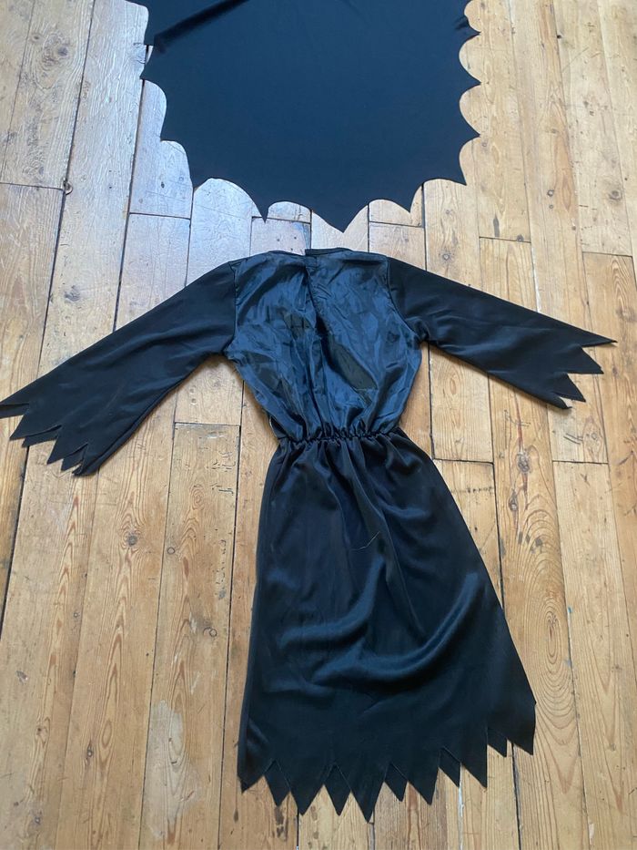 Déguisement Robe et cape Halloween 4/6 ans - photo numéro 4