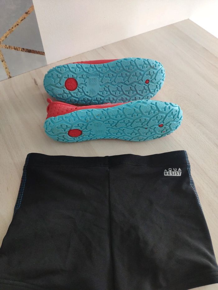 Lot garçon piscine maillot de bain 6 ans et chaussures Decathlon Nabaiji 33/34 - photo numéro 2