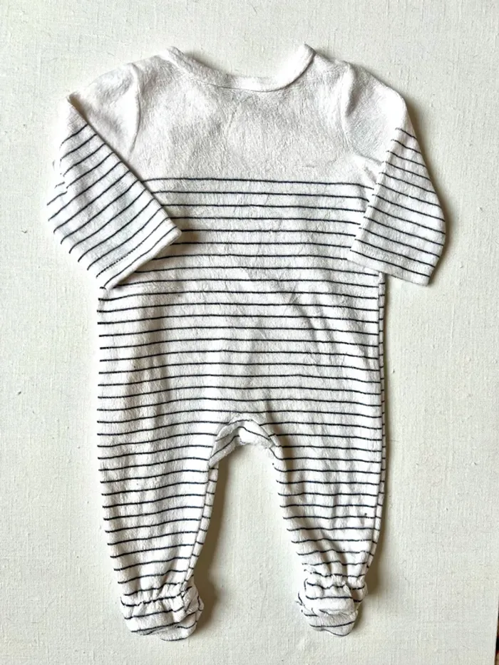 Pyjama Tape à l’Œil 3 mois 59 cm – blanc rayé – motif Petit loup – très bon état - photo numéro 4