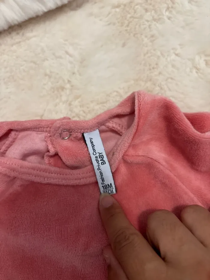 Pyjama deux pièces bébé fille 18 mois - photo numéro 4