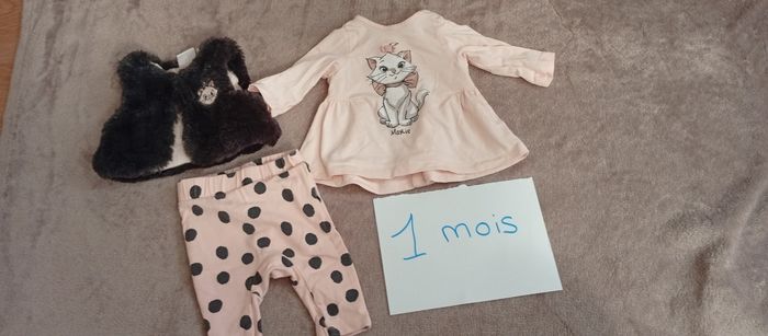 Ensemble fille marie taille 1 mois - photo numéro 5