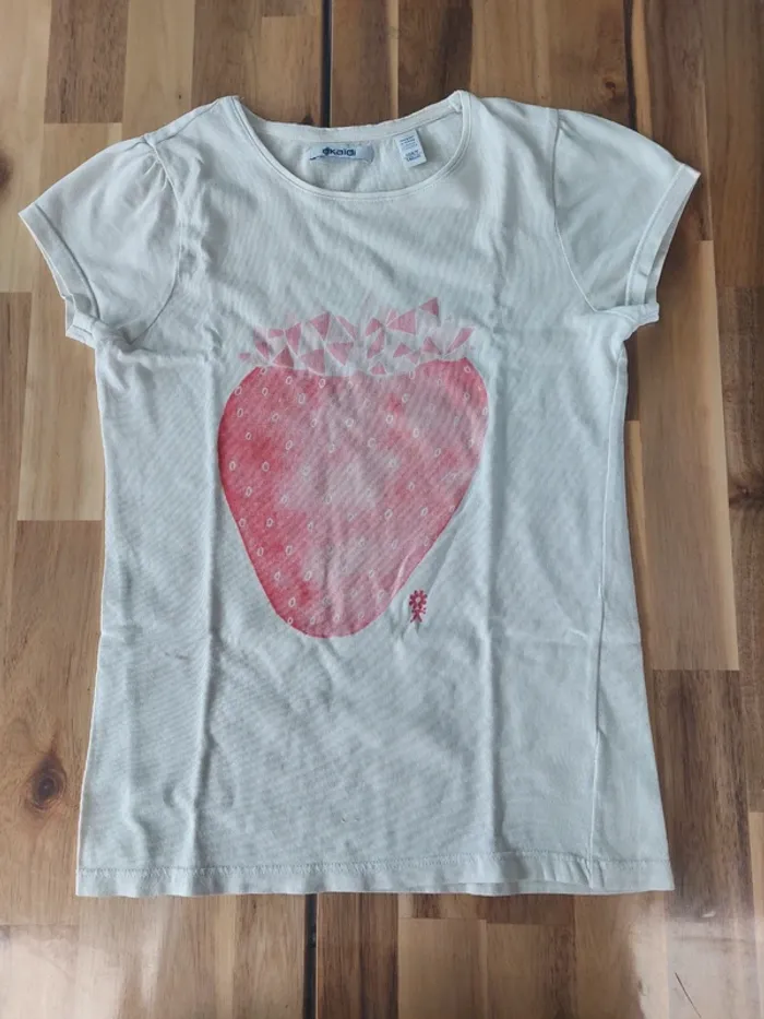 T-shirt blanc fraise