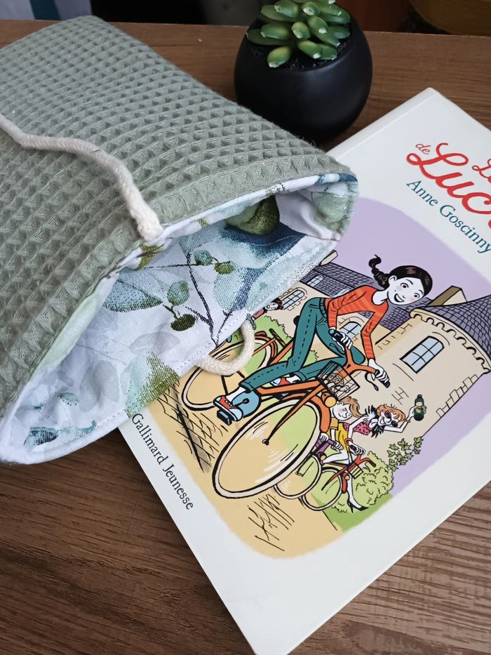 Pochette livre - photo numéro 4