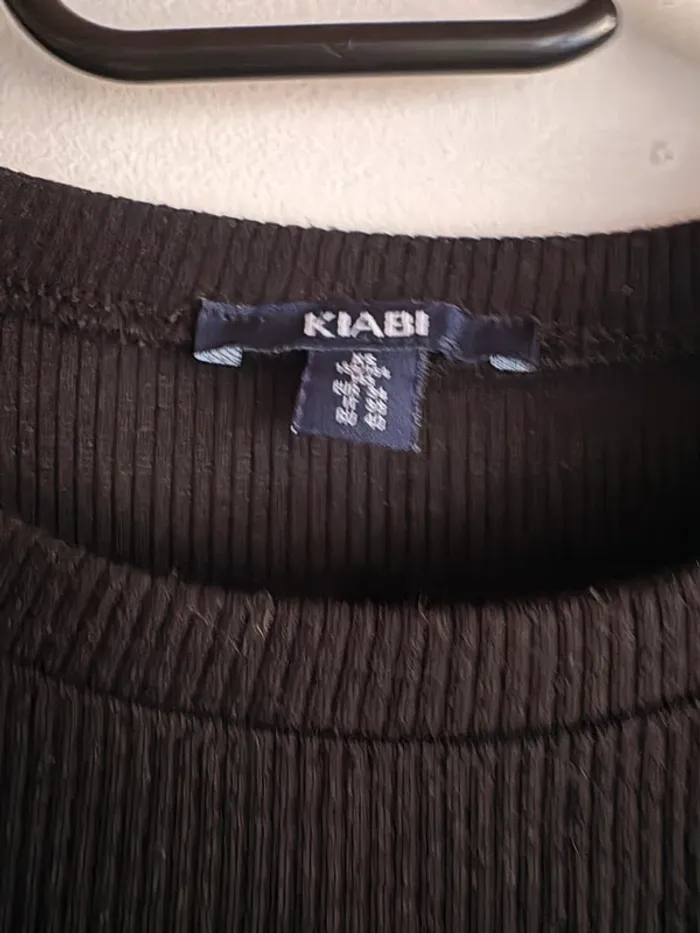 Haut noir Kiabi - photo numéro 2